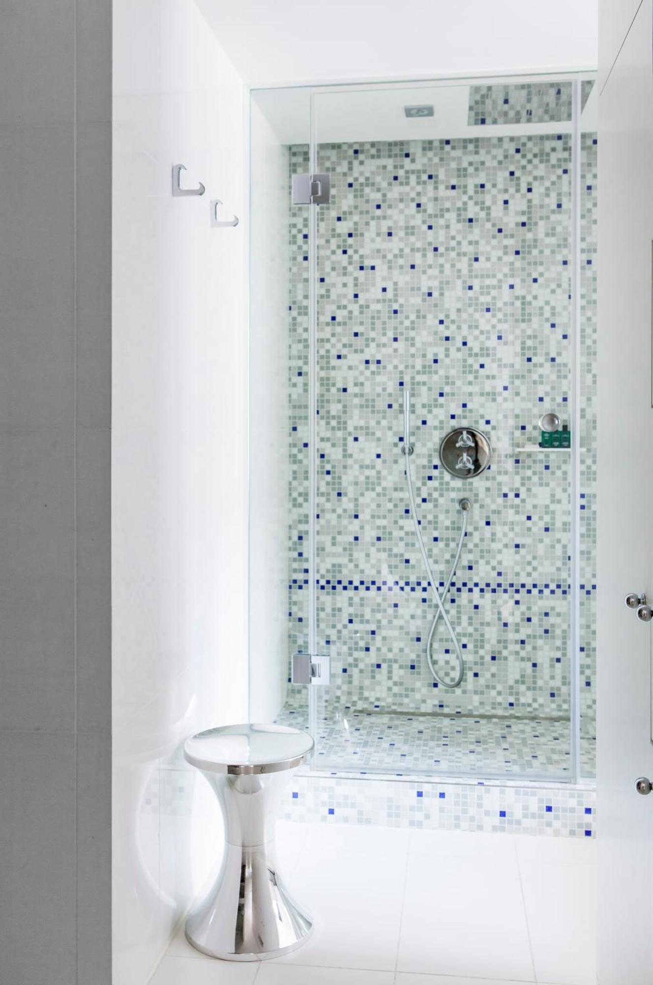 Luxe kamer met 2 eenpersoonsbedden